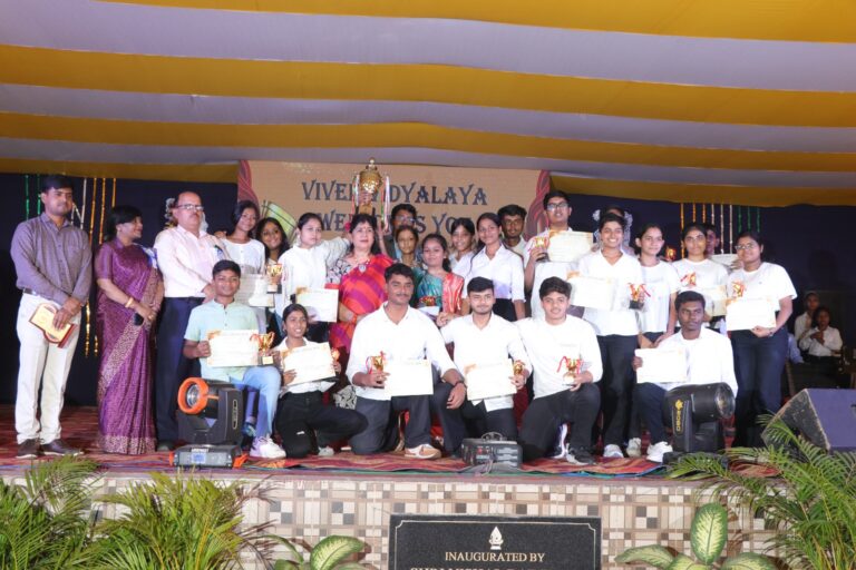 विवेक विद्यालय के एक्सीलेंसिया 2k25 में विद्या भारती चिन्मया विद्यालय टेल्को बना ओवरऑल चैंपियन